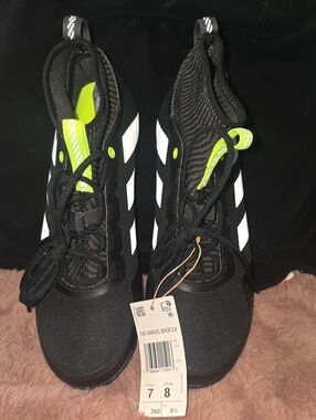 NWT Adidas The Gravel Shoe 2.0 Size 8, Cycle Shoes